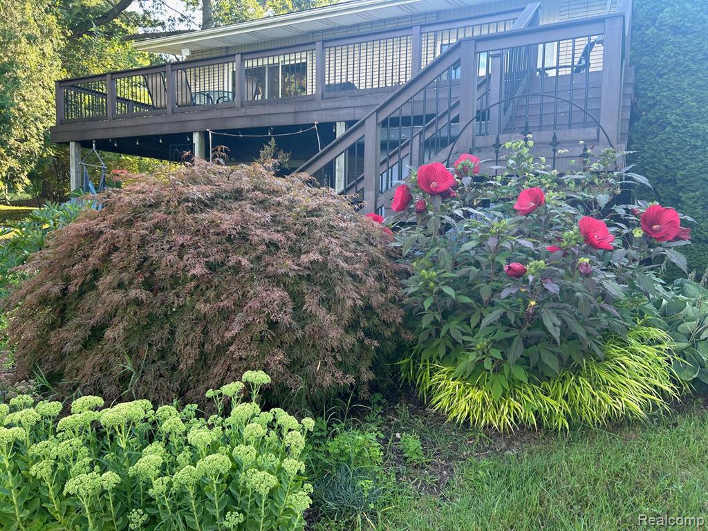 640 Sunset, White Lake, MI 48383 — Photo 12