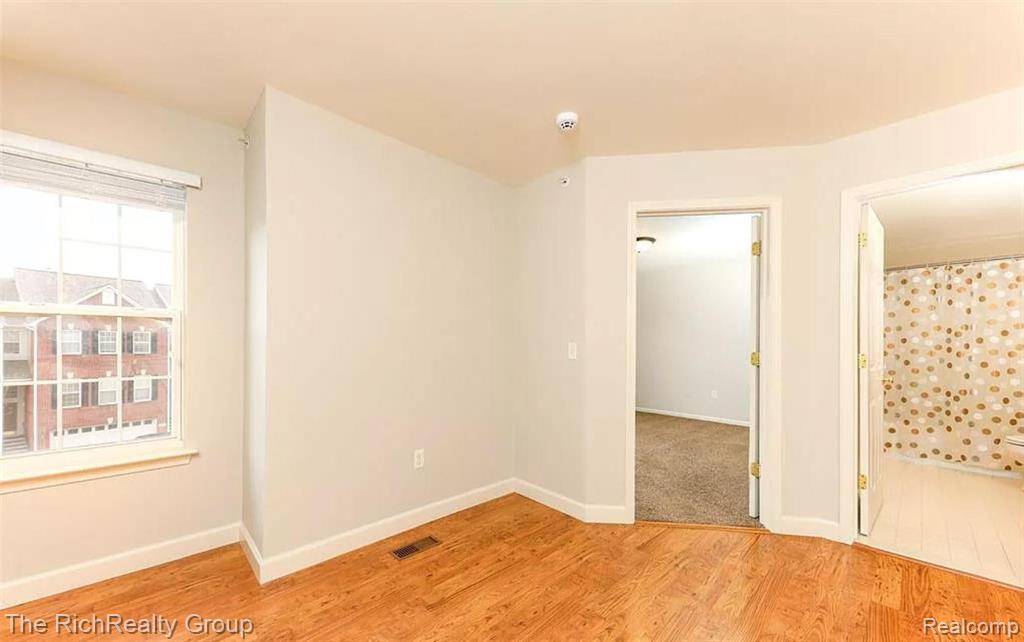 502 CHERRY ORCHARD Road, Canton, MI 48188 — Photo 17