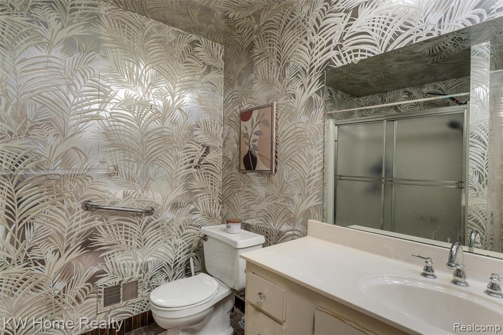7356 Balsam Court, West Bloomfield, MI — Photo 19