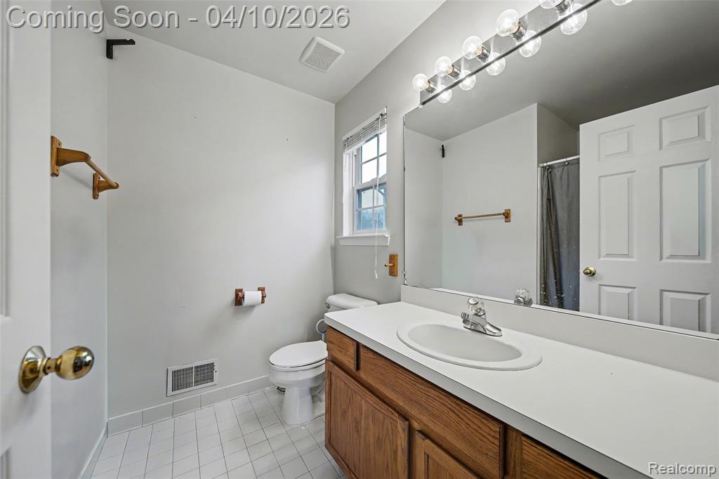 3005 Talon Circle, Lake Orion, MI — Photo 14