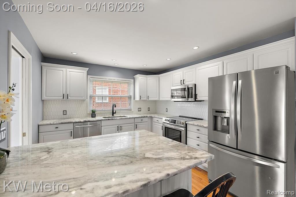 1904 Manchester Boulevard, Grosse Pointe Woods, MI 48236 — Photo 12