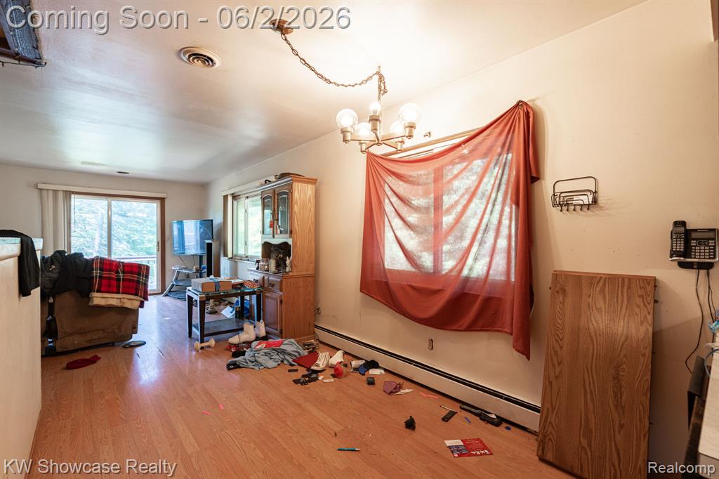 820 Clara Street, Commerce Twp, MI 48390 — Photo 26