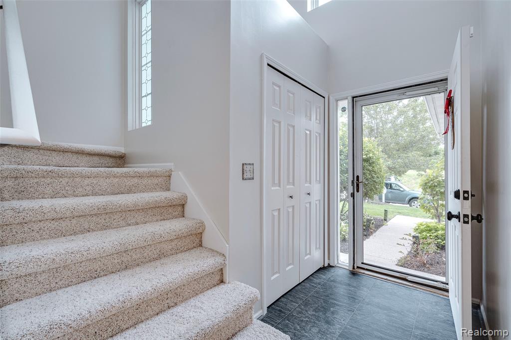 834 Natures Cove Court, Wixom, MI — Photo 9