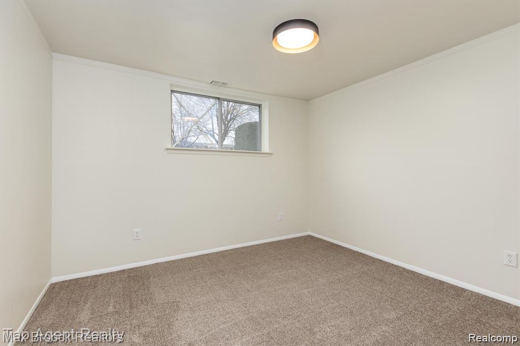 8251 Denwood Drive, G1, Sterling Heights, MI 48312 — Photo 13