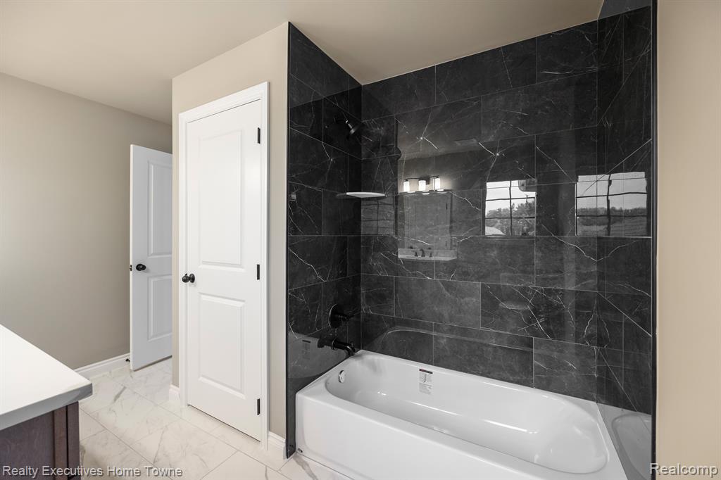 11948 Encore Court, Shelby Twp, MI 48315 — Photo 45