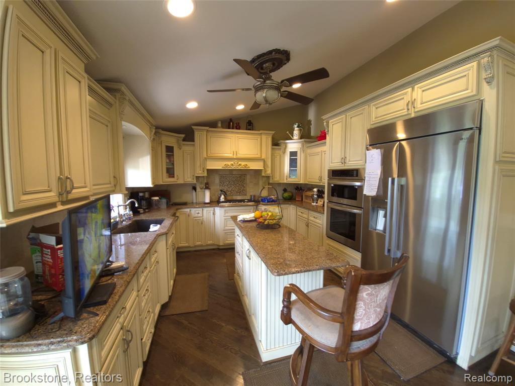 5910 Spring Valley Lane, Dryden, MI 48428 — Photo 17