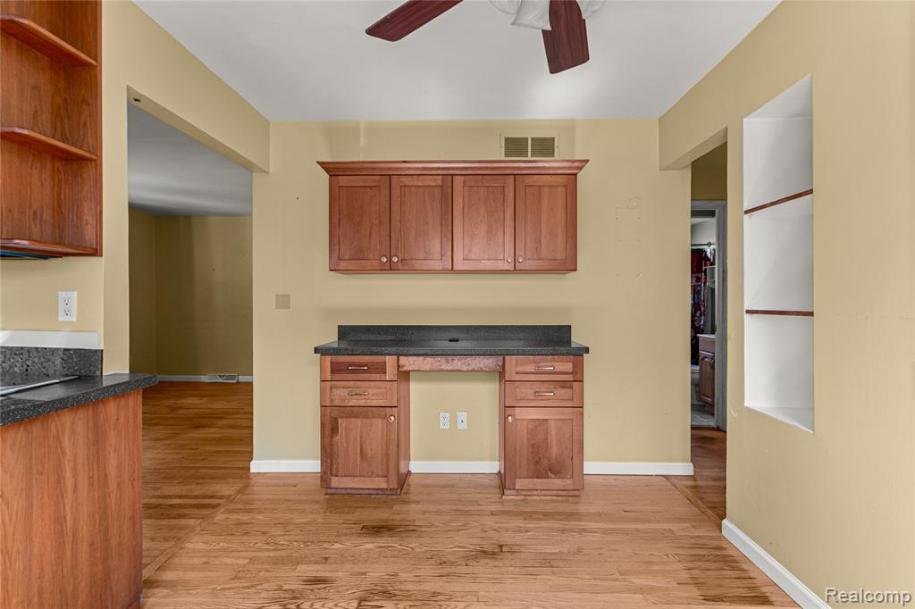 4459 McKinley Street, Dearborn Heights, MI 48125 — Photo 9