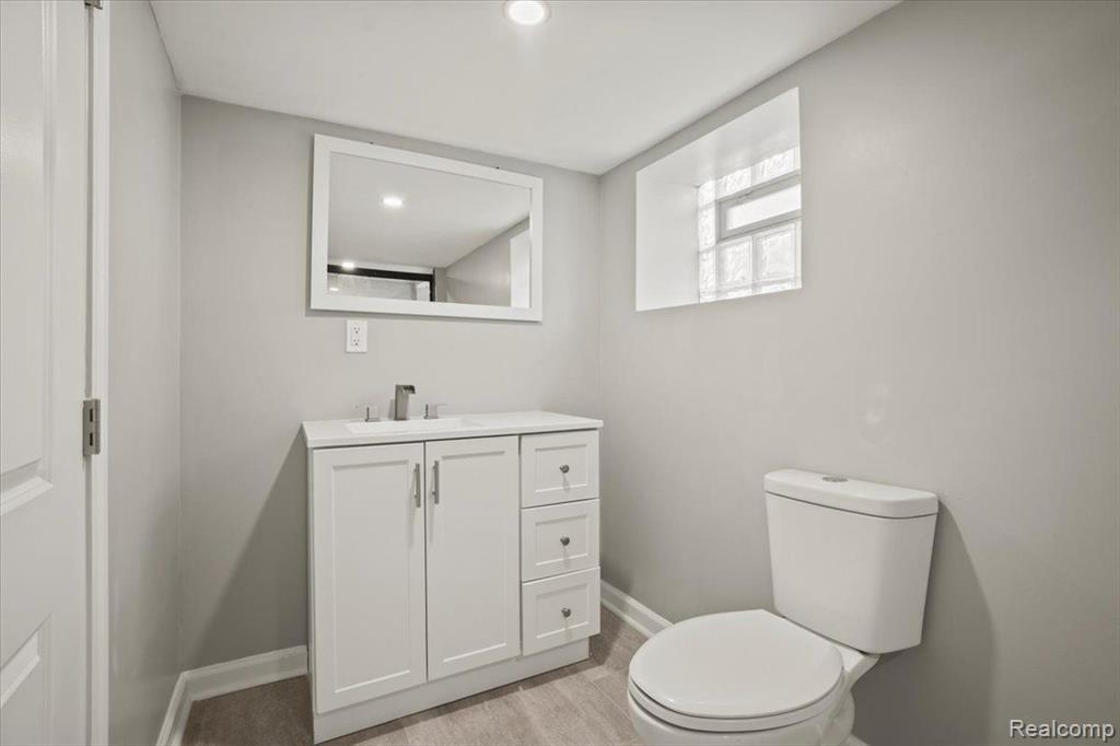 473 CHALMERS Street, Detroit, MI 48215 — Photo 36