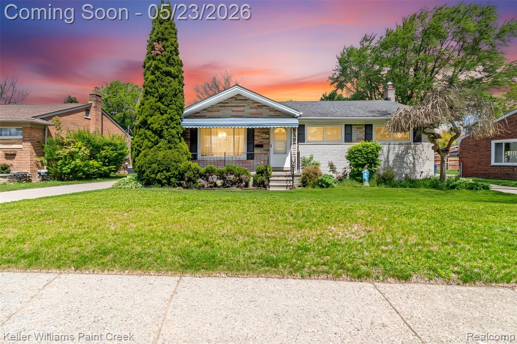 31395 Lyons Circle W, Warren, MI 48092 — front exterior