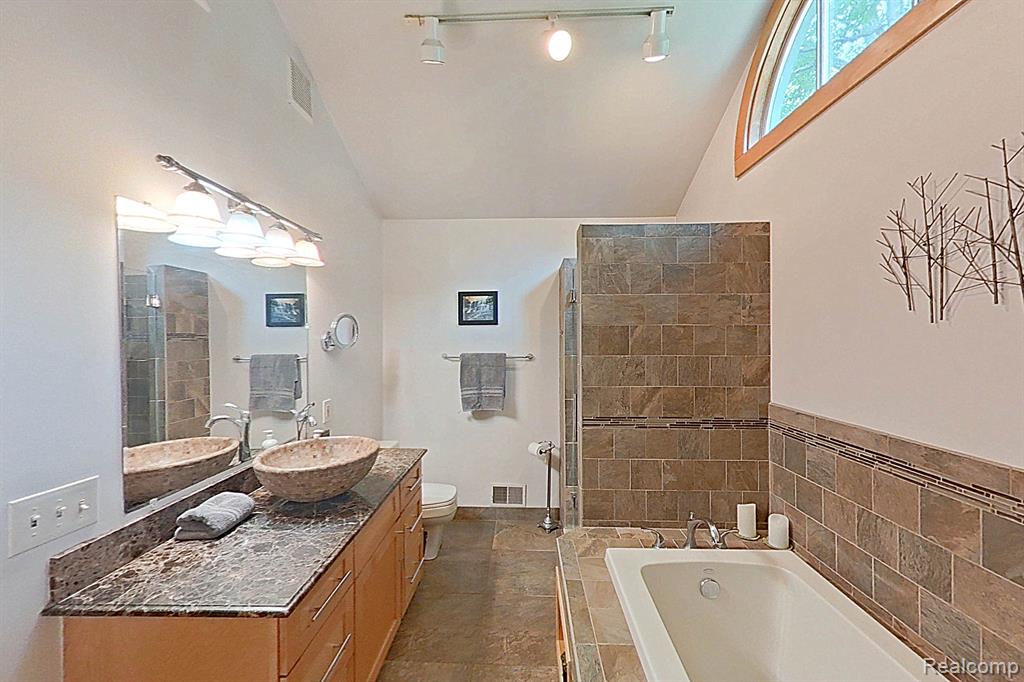 857 HURLEY Drive, Howell, MI 48843 — Photo 19