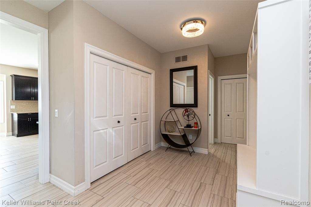 49596 Platte River Drive, Chesterfield, MI 48047 — Photo 9