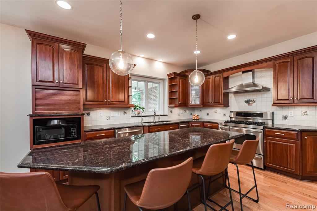 3376 Oak Park Drive, Saline, MI 48176 — Photo 5