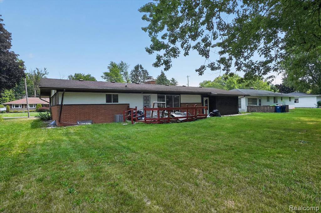 3504 Creekwood Drive, Saginaw, MI 48601 — Photo 15