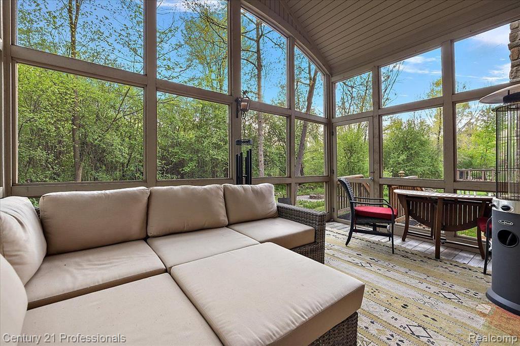 4735 OAKHURST RIDGE Road, Clarkston, MI 48348 — Photo 26
