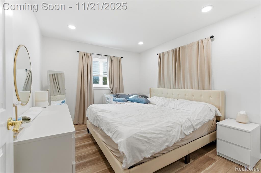 6528 Sterling Court, Garden City, MI — Photo 17