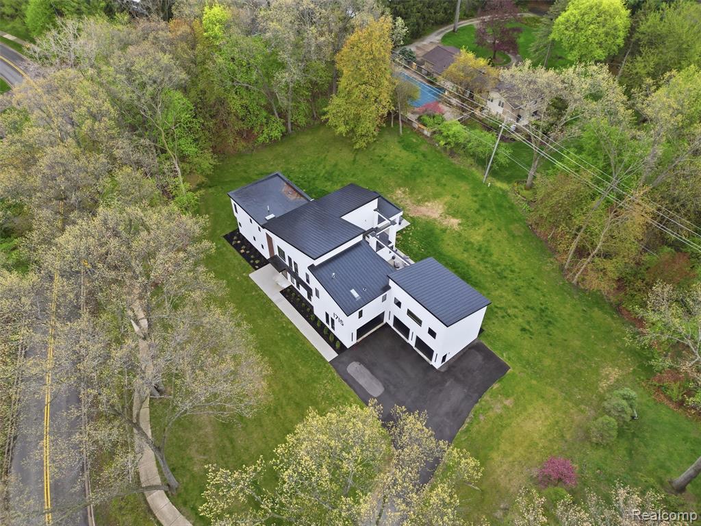 1715 Lone Pine Road, Bloomfield Hills, MI 48302 — Photo 48