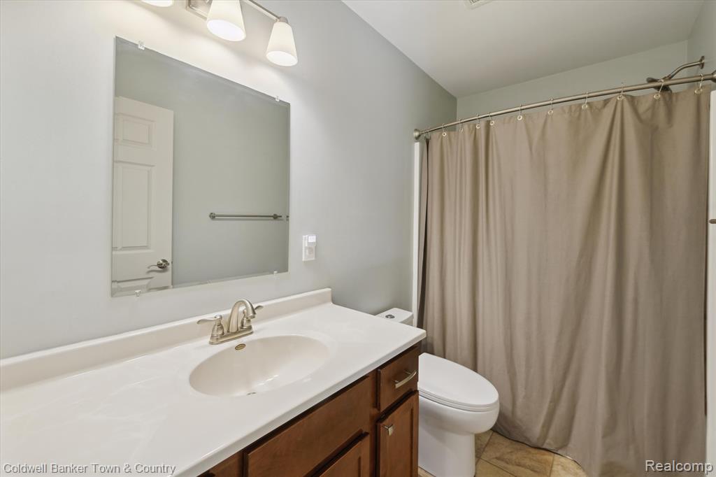4577 Oaklawn Drive, Pinckney, MI 48169 — Photo 28