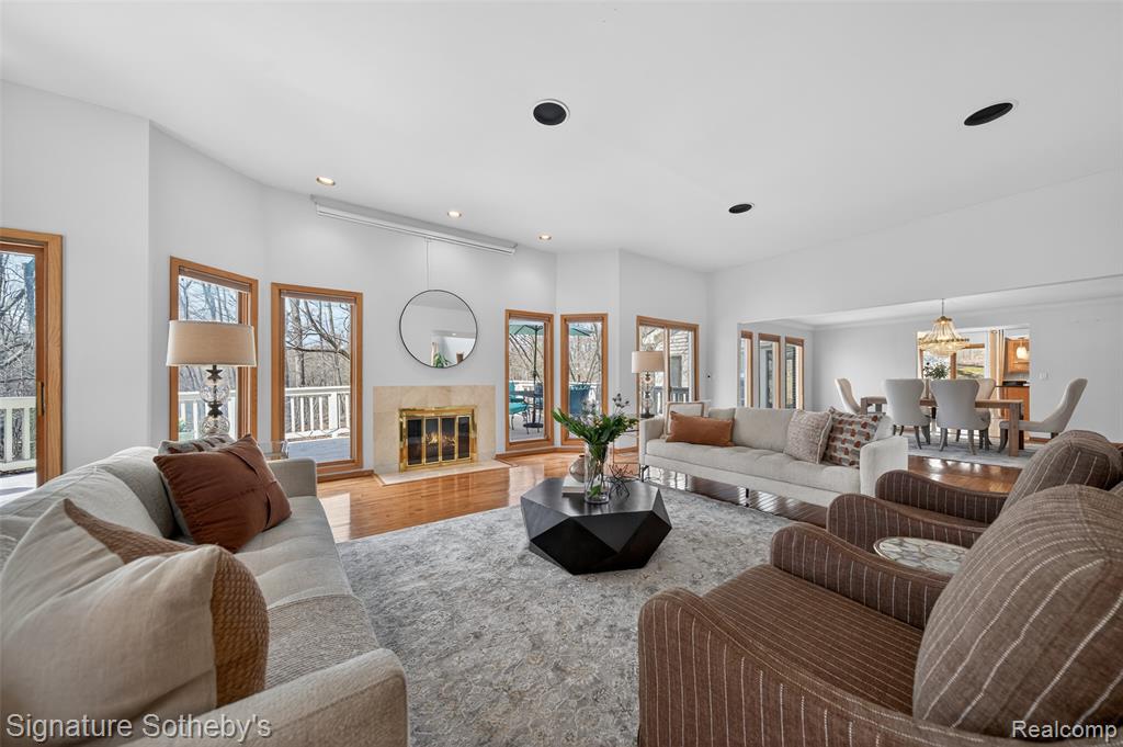2131 Birchwood Way, Bloomfield Hills, MI 48302 — Photo 8