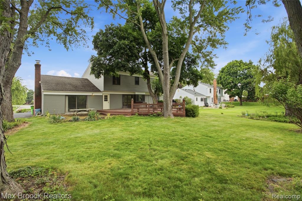 4259 Savoie Trail, West Bloomfield, MI 48323 — Photo 33