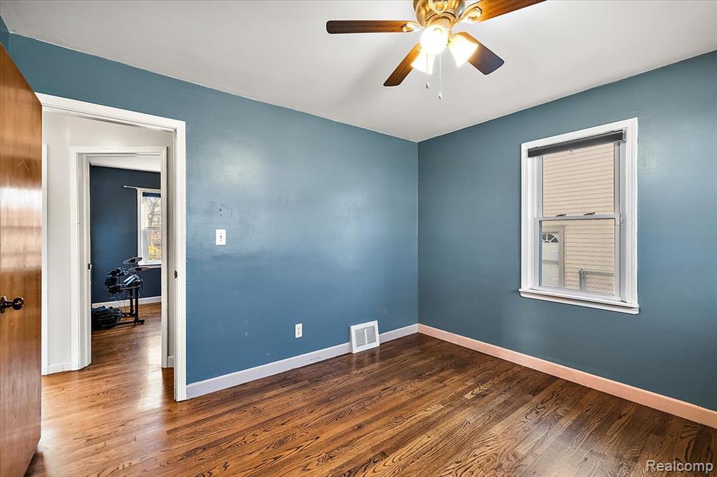 515 S Webik Avenue, Clawson, MI — Photo 20