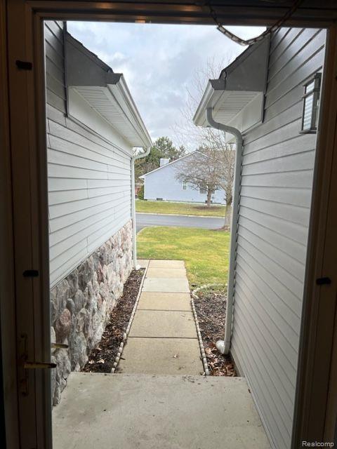 943 RIKKI ANN, Wixom, MI — Photo 24