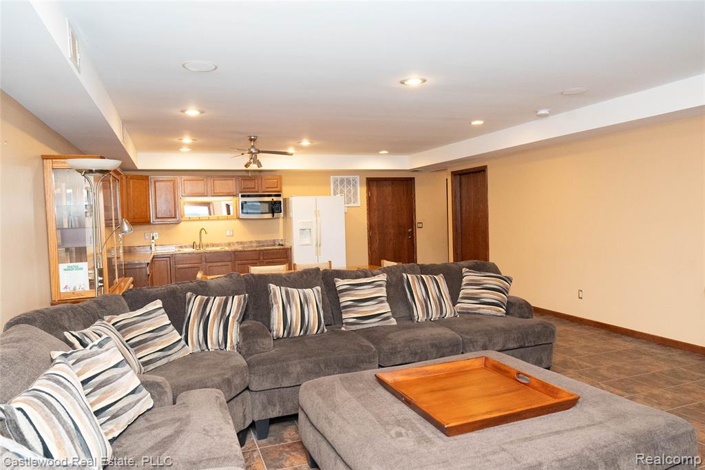 1625 Ridge Road, Highland, MI 48356 — Photo 62