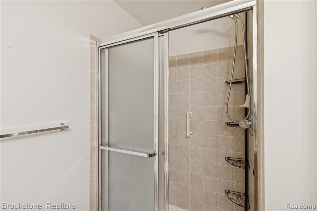 15940 Morningside, Northville, MI 48168 — Photo 19