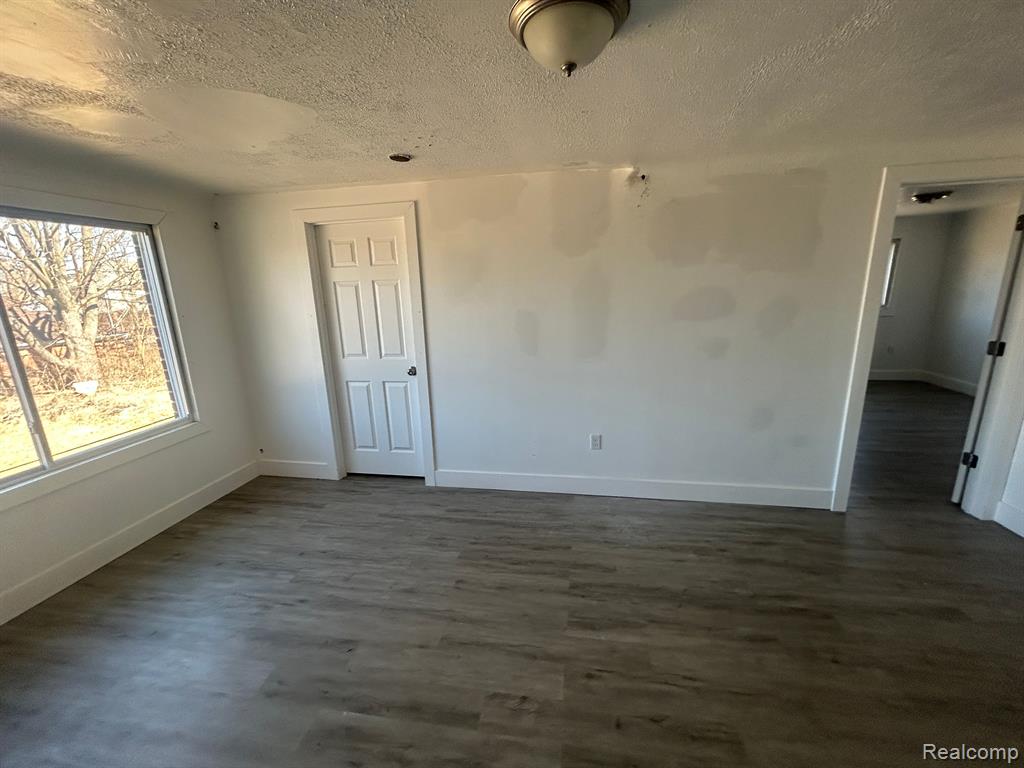 5258 NEWPORT Street, Detroit, MI 48213 — Photo 28