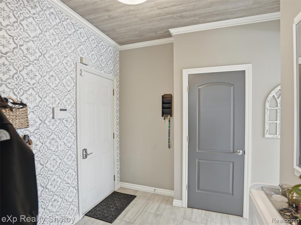 6424 Shadydale Drive, Shelby Twp, MI 48316 — Photo 32