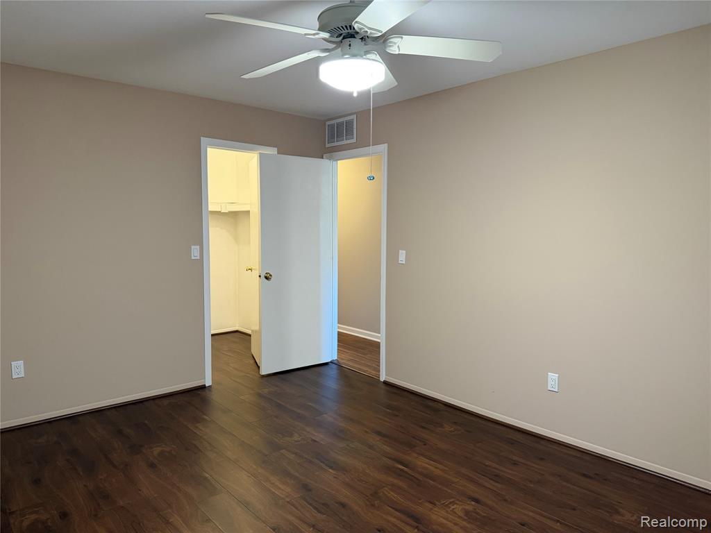 5220 W Utica Road, Utica, MI 48317 — Photo 16