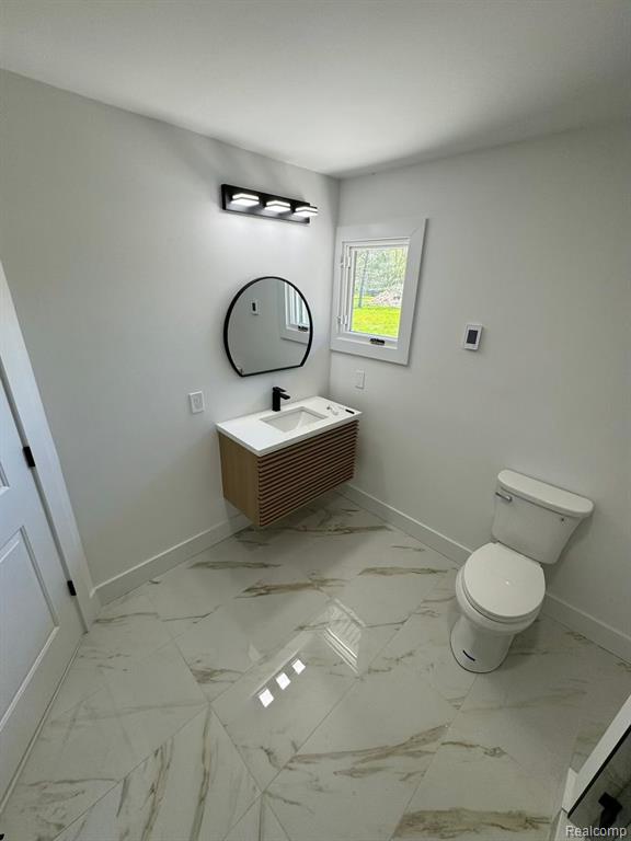6560 NORTON Drive, Troy, MI 48085 — Photo 26