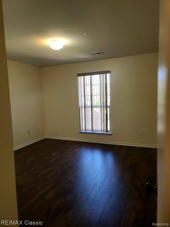 30018 HERITAGE Parkway, Warren, MI 48092 — Photo 12