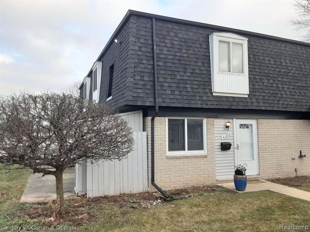 41279 S WOODBURY GREEN Drive, Belleville, MI 48111 — Photo 4