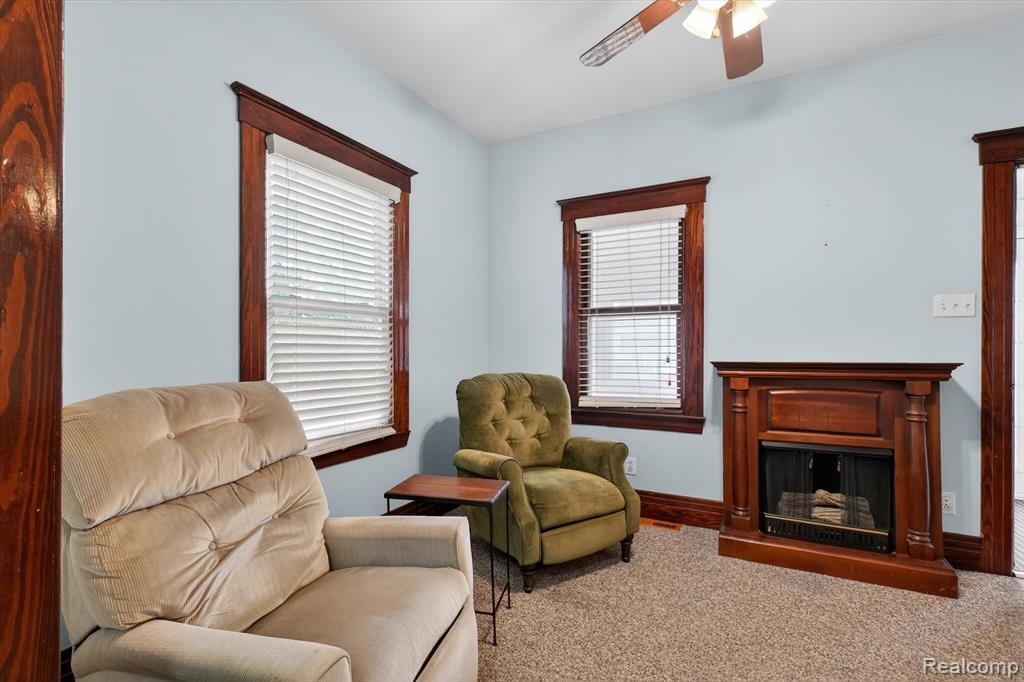 1518 Chestnut Street, Wyandotte, MI 48192 — Photo 8