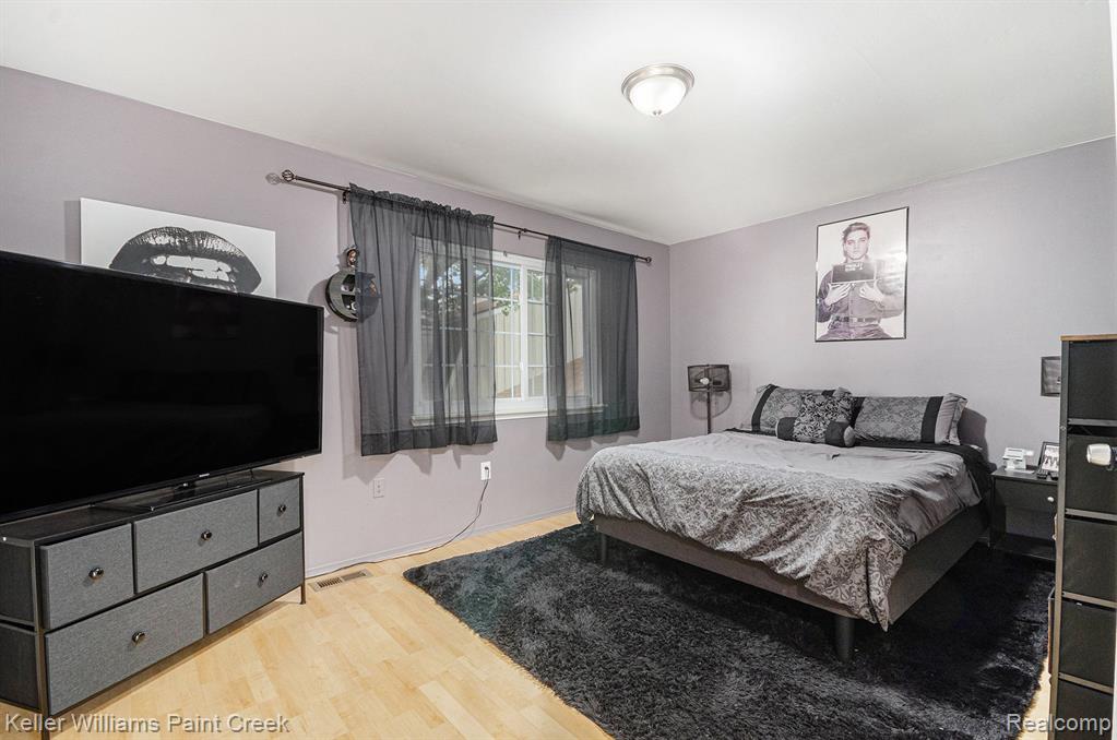 1751 WICKHAM Street, Royal Oak, MI 48073 — Photo 11
