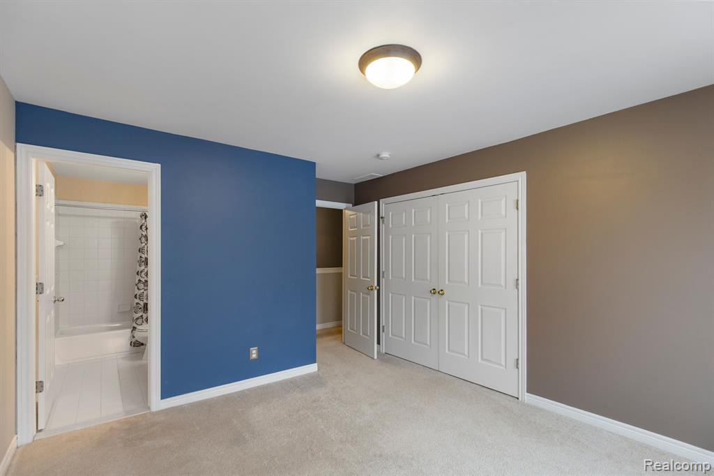 5570 HAMPSHIRE Lane, Ypsilanti, MI 48197 — Photo 14