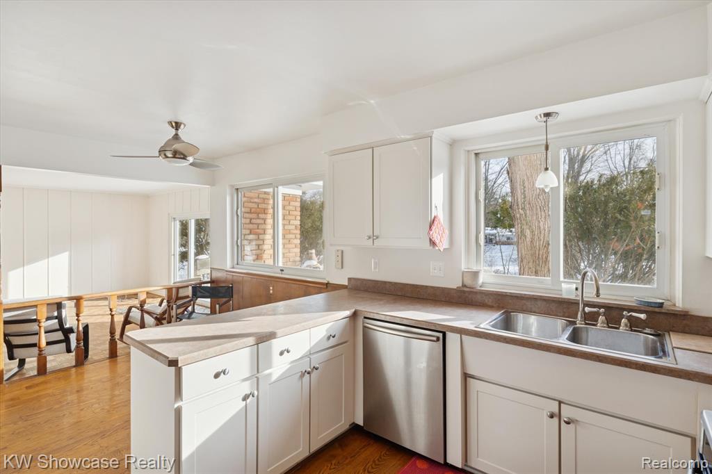 5241 S Pebblecreek Road, West Bloomfield, MI — Photo 14