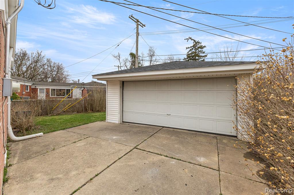 8316 Roosevelt Street, Taylor, MI 48180 — Photo 36