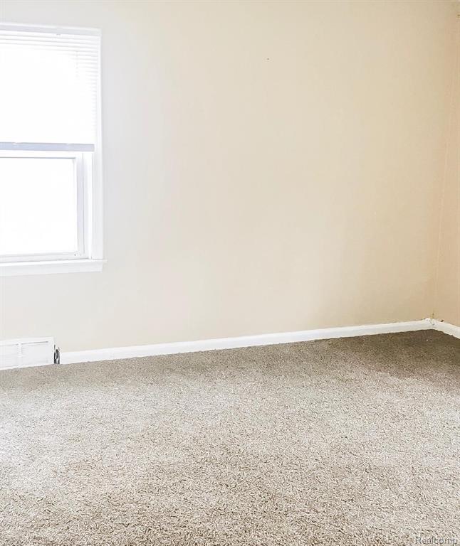 8062 GRANDVILLE Avenue, Detroit, MI 48228 — Photo 12