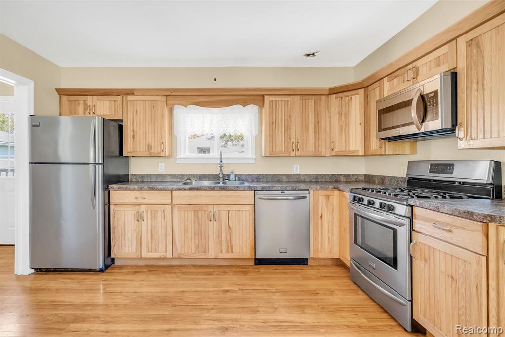 221 Guy Street, Yale, MI 48097 — Photo 9