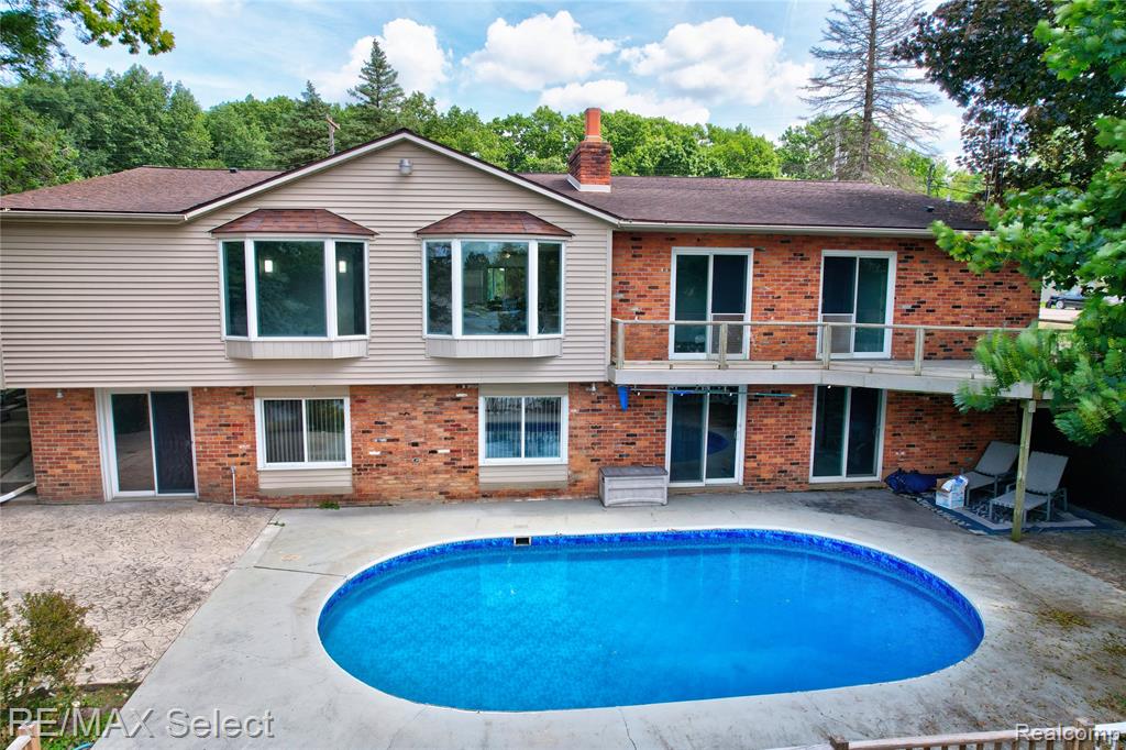 16172 Crest Drive, Linden, MI 48451 — Photo 4