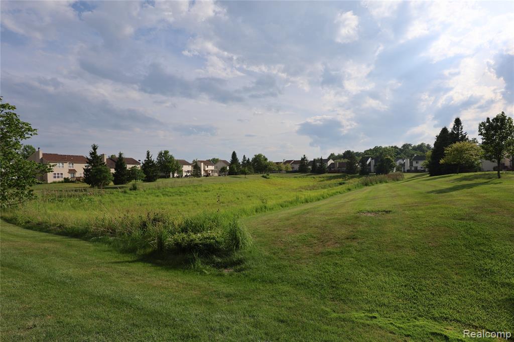 3361 Milcroft Court, Canton, MI 48188 — Photo 44
