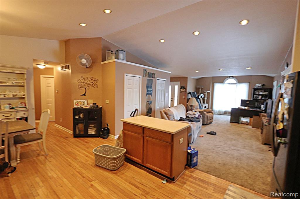 31657 Sibley Road, New Boston, MI 48164 — Photo 20