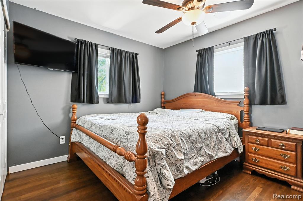 800 Birdsong Drive, Milford, MI 48381 — Photo 13