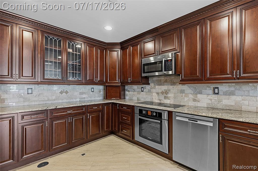 48554 STONERIDGE Drive, Northville, MI 48168 — Photo 55