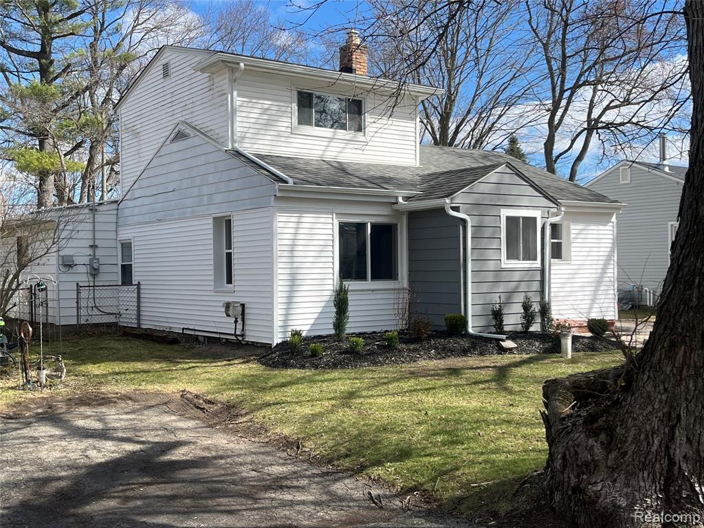 967 KEITH Street, Oxford, MI 48371 — Photo 2