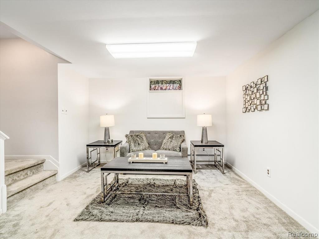 7045 CRANE Road, Ypsilanti, MI 48197 — Photo 47