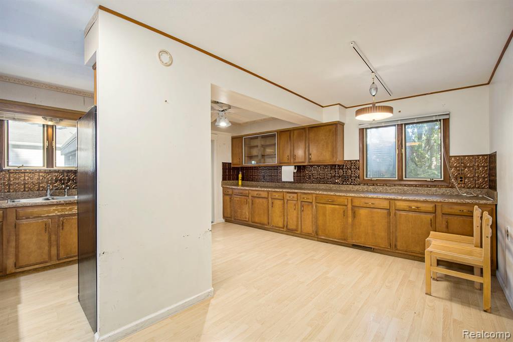 9401 Mabley Hill Road, Fenton, MI 48430 — Photo 7