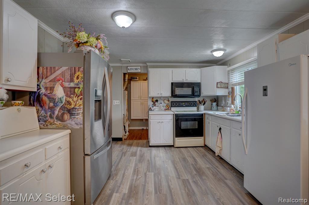 205 N Jefferson Street, Otisville, MI 48463 — Photo 17