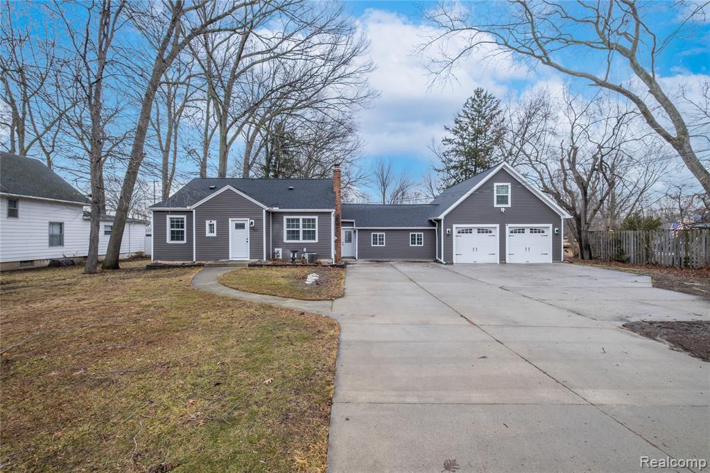 5526 Corunna Road, Flint, MI 48532 — Photo 2